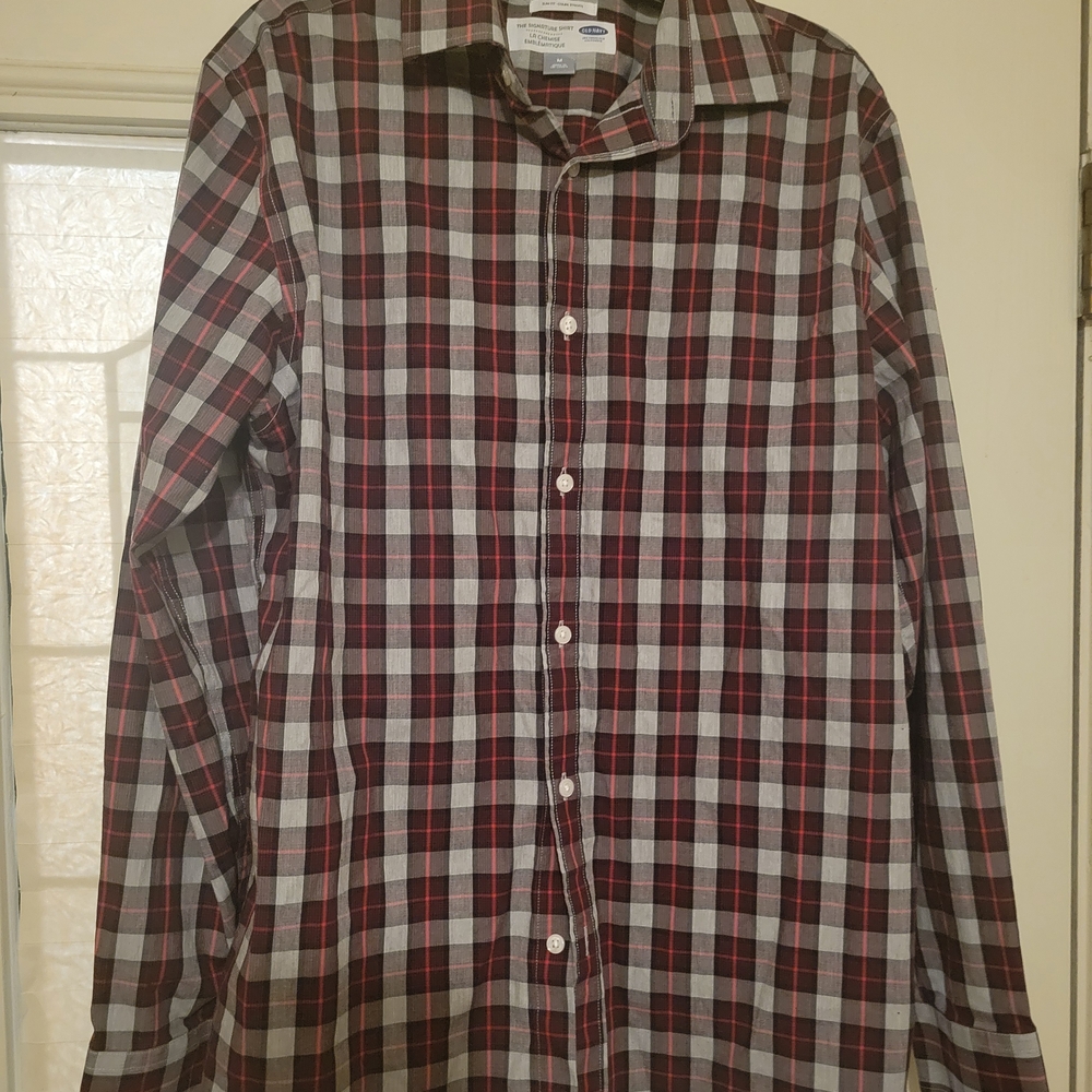 Old Navy Slim Fit Men's Ruby Pink, Gray Plaid Shirt, Size Medium